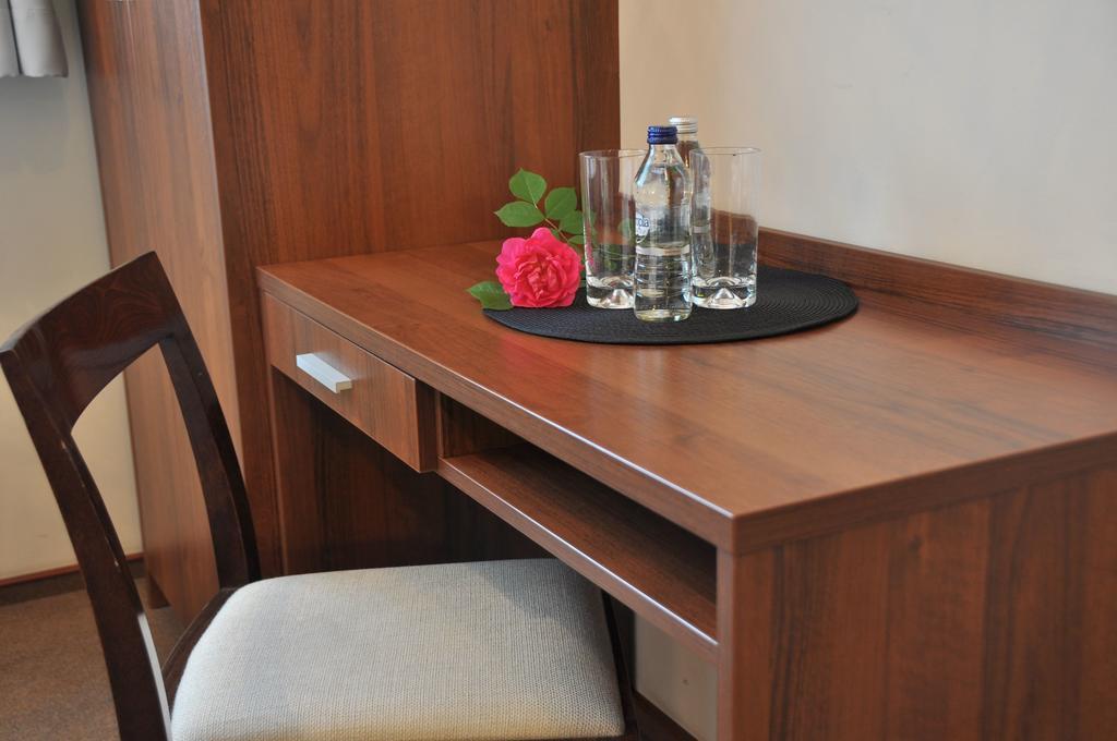 Willa Strzelnica Hotel Koscierzyna Room photo